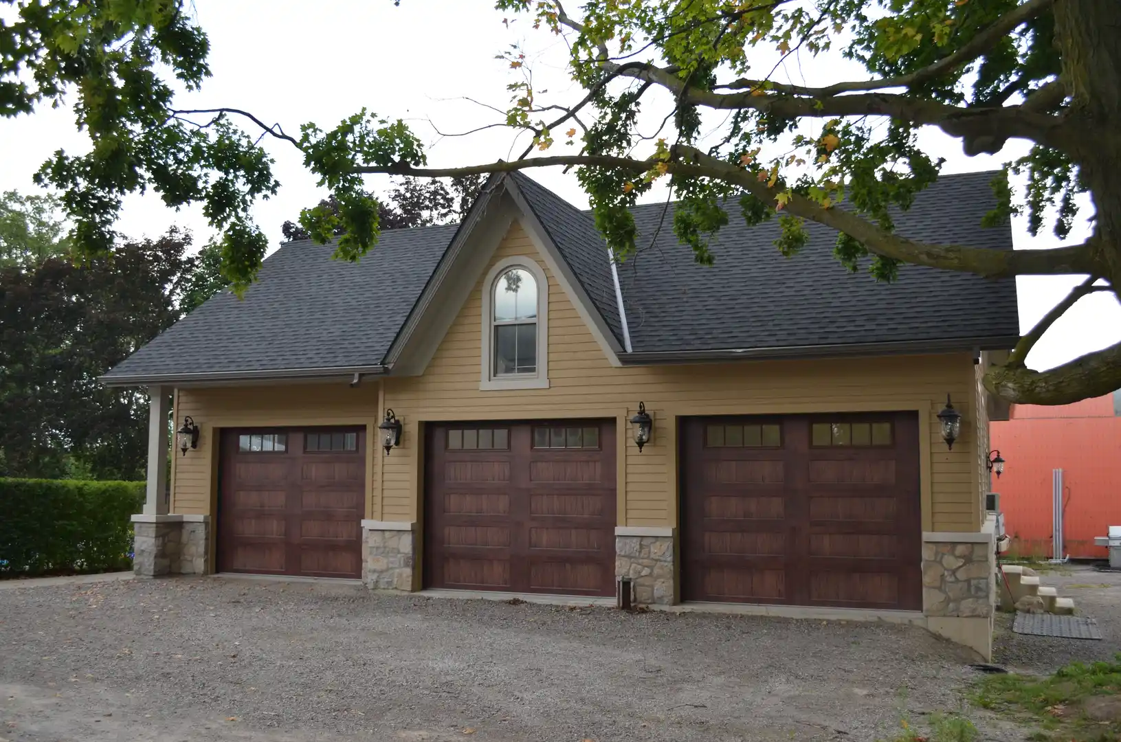 Triple car exterior garage