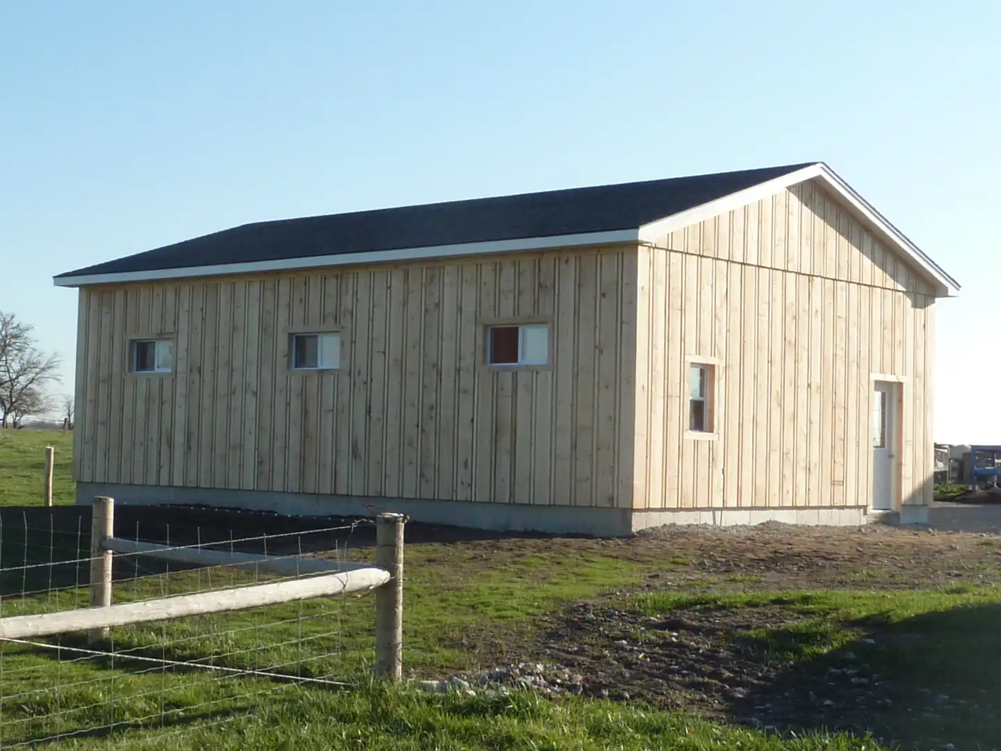 Back view of exterior garage